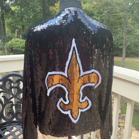 Sequin Jacket with Fleur-de-Lis Design - Picture 3 of 3